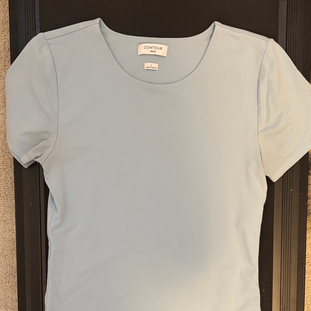 Aritzia Contour Short Sleeved Bodysuit